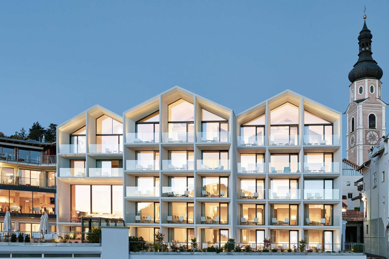 Schgaguler Hotel Seehotel Ambach Urlaubsarchitektur Holidayarchitecture