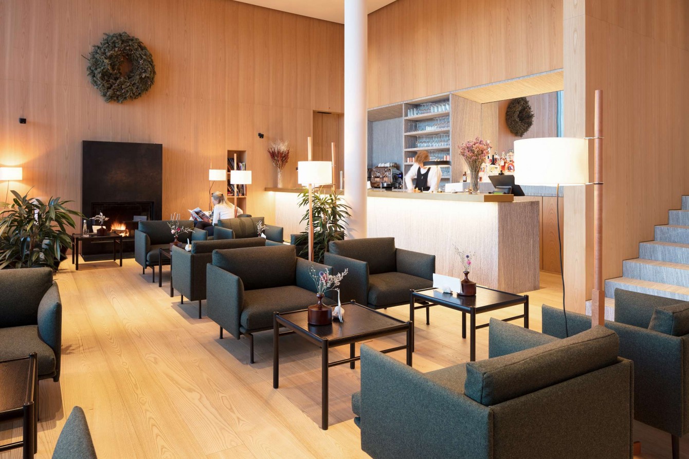 Seehotel Ambach Kalterer See Schgaguler Hotel Kastelruth Seiser Alm